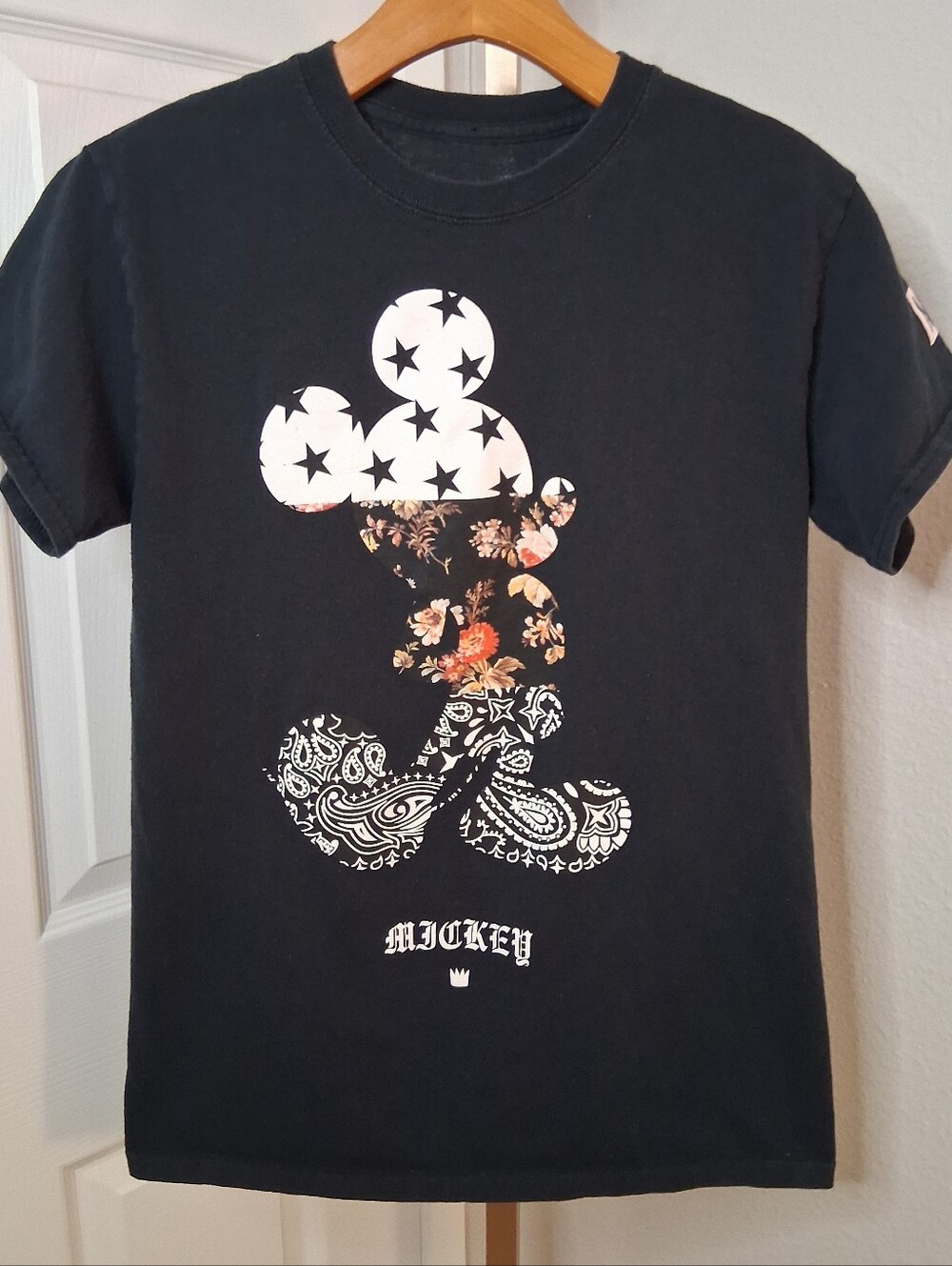 Disney Neff Mickey Mouse T Shirt Black Small